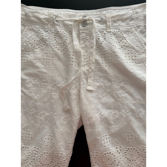 Sundance Summer White Eyelet Bermuda Shorts Womens 8 Cotton Lined Classic Resort - Picture 1 of 16